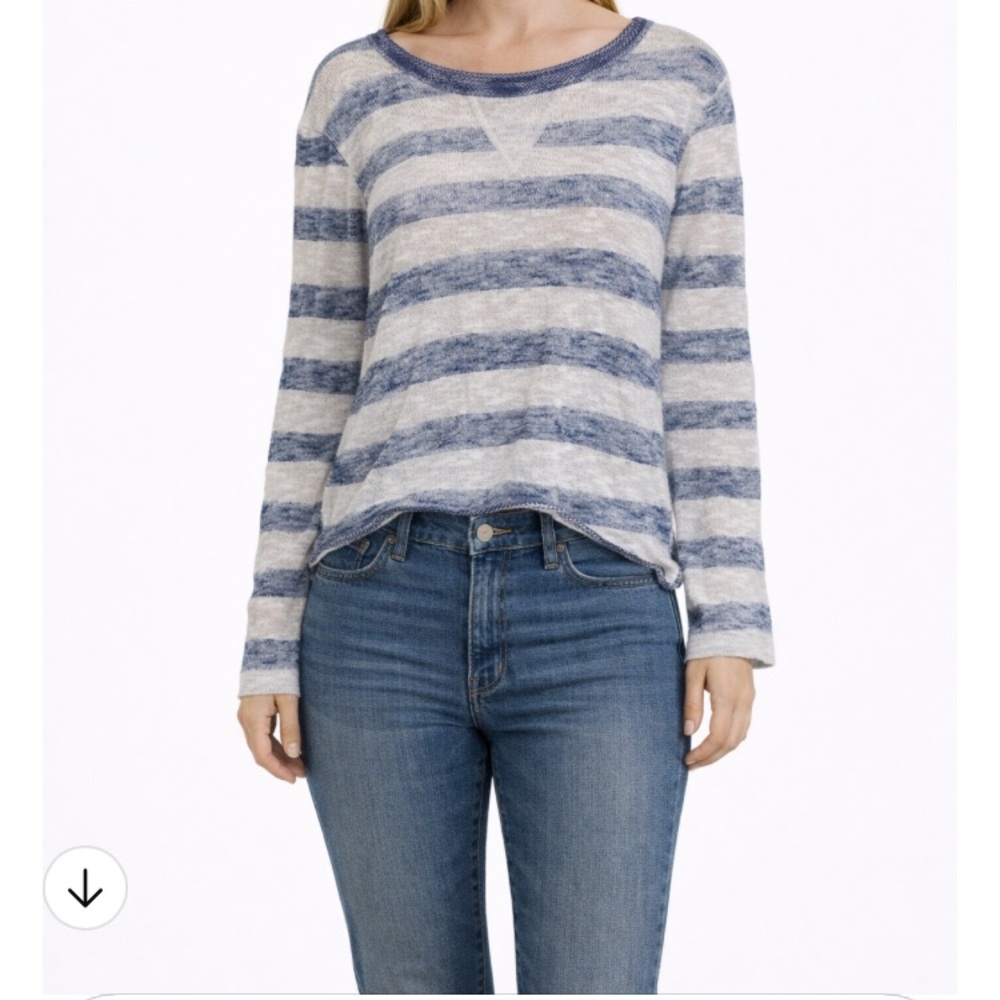 โค๏ธ3 for 25! Nautical striped lightweight long sleeve shirt
